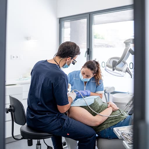 Clinica Dentária João Ribeiro logo