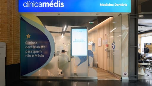 Clínica Médis Almada logo