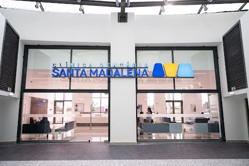 Clínica Santa Madalena Montijo logo