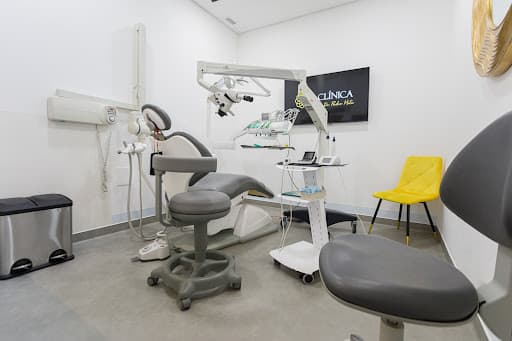 A Clínica Dr. Pedro Mota logo