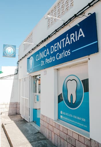 Clínica Dentária Dr. Pedro Carlos logo