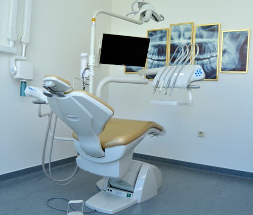 Clínica Dentária São João da Talha logo