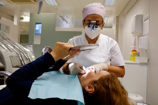 Essência dos Olivais logo