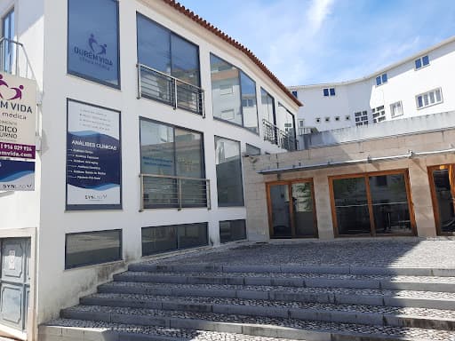Central - Clínica Dentária | Ourém logo