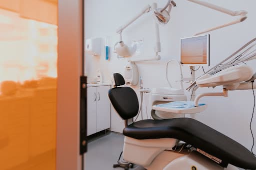 médico dos dentes - montijo logo