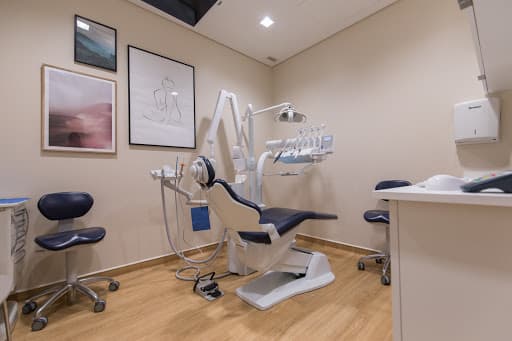 Clínica HeyDoc Viana do Castelo logo