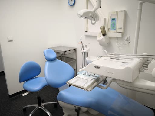 Dentistas 4 you - Clínicas Dentárias logo