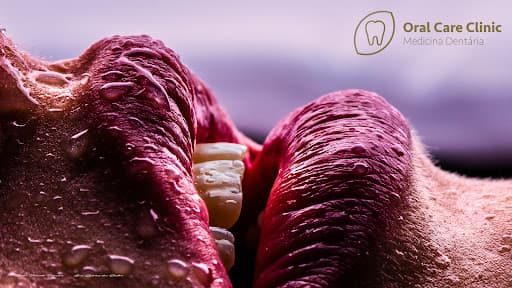 Oral Care Clinic - Medicina Dentária (Águas Santas - Maia) logo