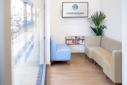 Clínica Médico Dentária Lima Pereira logo