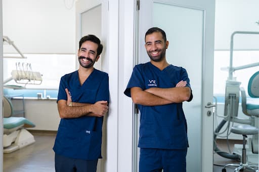 Clínica Médico Dentária Vaz Saúde logo