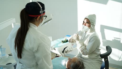 Oralplan - Clínica Dentária logo