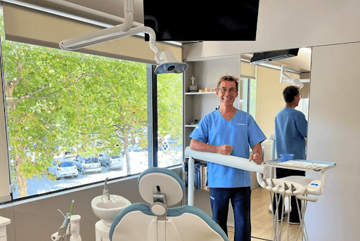 Algarve Dental Implants by Dr. Cris Piessens logo