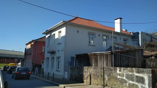 Clínica dentária Miguel Vieira logo